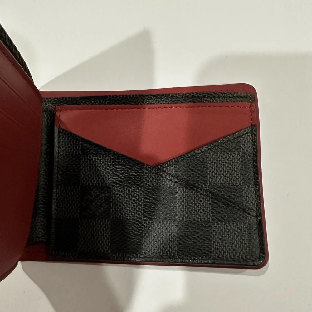 Louis Vuitton wallet - Picture 3 of 5